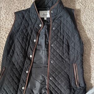 G.H. Bass & Co. Black Quilted Vest with Brown Accents